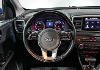 Подержанный автомобиль Kia Sportage 2021 года (22 фото)