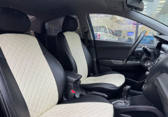 Подержанный автомобиль Kia Rio Sedan 2011 года (10 фото)