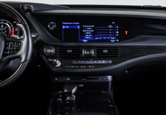 Подержанный автомобиль Lexus LS 2018 года (18 фото)