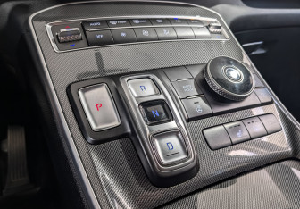 Подержанный автомобиль Hyundai Santa Fe 2021 года (20 фото)