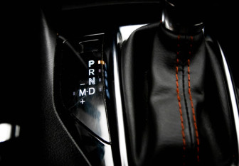 Подержанный автомобиль Mazda 3 Sedan 2014 года (15 фото)