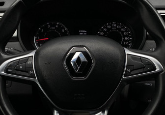 Подержанный автомобиль Renault Arkana 2021 года (15 фото)