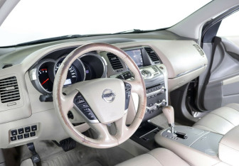 Подержанный автомобиль Nissan Murano Suv 2012 года (9 фото)