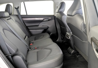 Новый Toyota Highlander 2026 (12 фото)