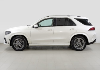 Подержанный автомобиль Mercedes-Benz GLE 2019 года (8 фото)