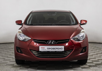 Подержанный автомобиль Hyundai Elantra Sedan 2011 года (2 фото)