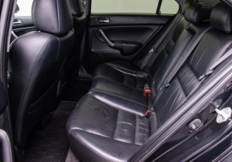 Подержанный автомобиль Honda Accord Sedan 2007 года (11 фото)