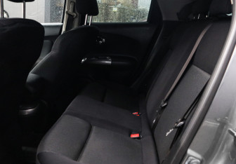 Подержанный автомобиль Nissan Juke 2014 года (8 фото)