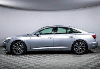 Подержанный автомобиль Audi A6 Sedan 2018 года (8 фото)