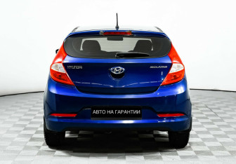 Подержанный автомобиль Hyundai Solaris Hatchback 2015 года (6 фото)