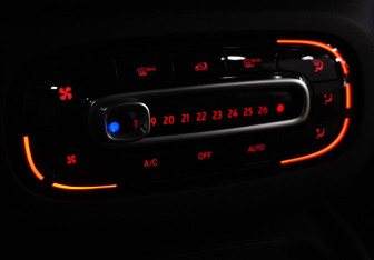 Подержанный автомобиль Smart Fortwo Hatchback 2018 года (14 фото)