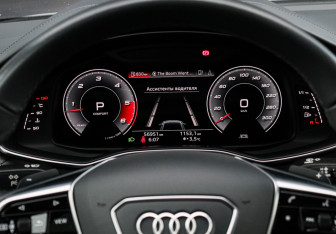 Подержанный автомобиль Audi A7 2021 года (31 фото)
