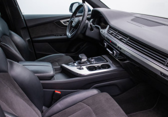 Подержанный автомобиль Audi Q7 2019 года (9 фото)