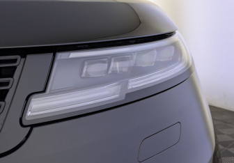 Подержанный автомобиль Land Rover Range Rover Sport 2024 года (11 фото)