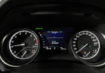 Подержанный автомобиль Toyota Camry Sedan 2019 года (11 фото)