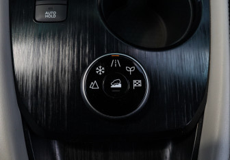 Подержанный автомобиль Nissan X-Trail 2021 года (27 фото)