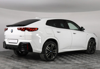Новый BMW X2 2025 (2 фото)