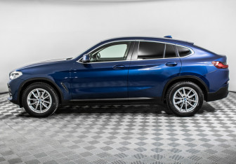 Подержанный автомобиль BMW X4 2019 года (8 фото)