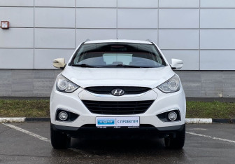 Подержанный автомобиль Hyundai ix35 2012 года (2 фото)