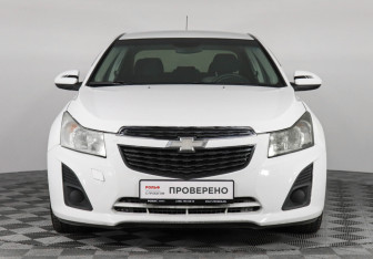 Подержанный автомобиль Chevrolet Cruze Sedan 2013 года (2 фото)