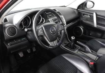 Подержанный автомобиль Mazda 6 Sedan 2008 года (5 фото)