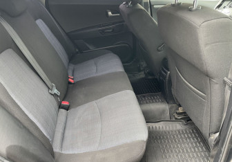 Подержанный автомобиль Kia Ceed Wagon 2011 года (11 фото)