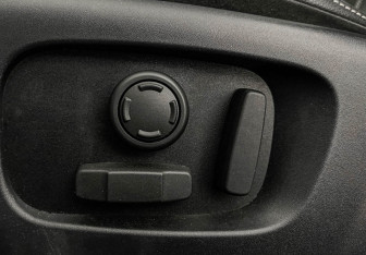 Подержанный автомобиль Land Rover Range Rover Velar 2020 года (15 фото)