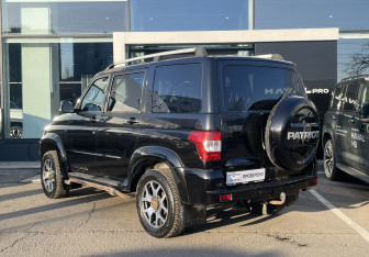 Подержанный автомобиль УАЗ Patriot 2018 года (7 фото)