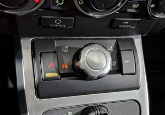 Подержанный автомобиль Land Rover Freelander 2010 года (26 фото)