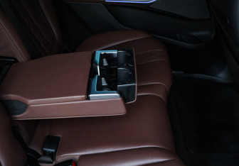 Подержанный автомобиль BMW X7 2019 года (11 фото)