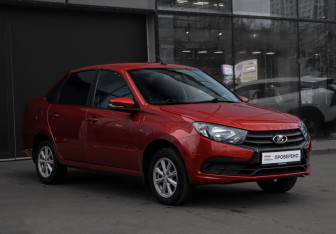 Подержанный автомобиль LADA (ВАЗ) Granta Sedan 2022 года (3 фото)