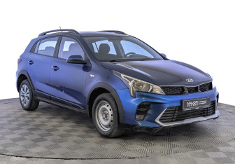 Подержанный автомобиль Kia Rio Hatchback 2021 года (3 фото)