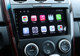 Подержанный автомобиль Mazda CX-7 2011 года (14 фото)