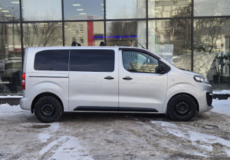 Подержанный автомобиль Citroen SpaceTourer 2021 года (4 фото)