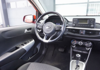 Подержанный автомобиль Kia Picanto 2018 года (13 фото)