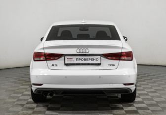 Подержанный автомобиль Audi A3 Sedan 2018 года (6 фото)