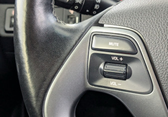 Подержанный автомобиль Kia Rio Hatchback 2017 года (26 фото)