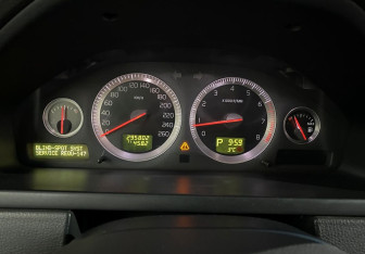 Подержанный автомобиль Volvo XC90 2008 года (12 фото)