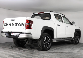 Подержанный автомобиль Changan Hunter Plus 2024 года (4 фото)