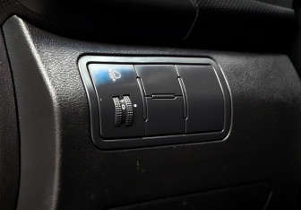 Подержанный автомобиль Hyundai Solaris Hatchback 2014 года (27 фото)