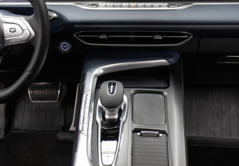 Подержанный автомобиль Voyah Free 2023 года (15 фото)