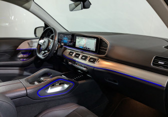 Подержанный автомобиль Mercedes-Benz GLE 2021 года (16 фото)
