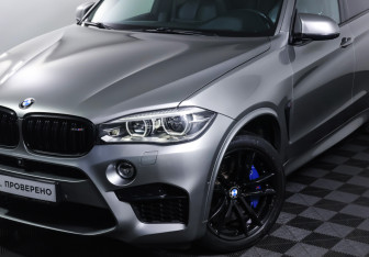 Подержанный автомобиль BMW X5 M 2015 года (27 фото)