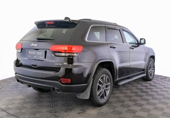 Подержанный автомобиль Jeep Grand Cherokee 2019 года (5 фото)