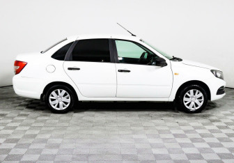 Подержанный автомобиль LADA (ВАЗ) Granta Sedan 2019 года (4 фото)