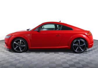 Подержанный автомобиль Audi TT Coupe 2016 года (8 фото)