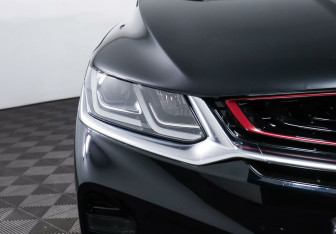 Подержанный автомобиль Geely Coolray 2021 года (7 фото)