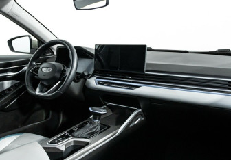 Подержанный автомобиль Geely Emgrand 2023 года (7 фото)