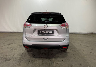 Подержанный автомобиль Nissan X-Trail 2018 года (5 фото)