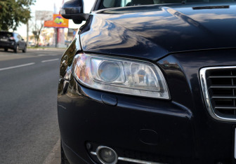 Подержанный автомобиль Volvo S80 2007 года (20 фото)